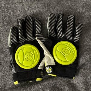 Black and Yellow Men's Gloves